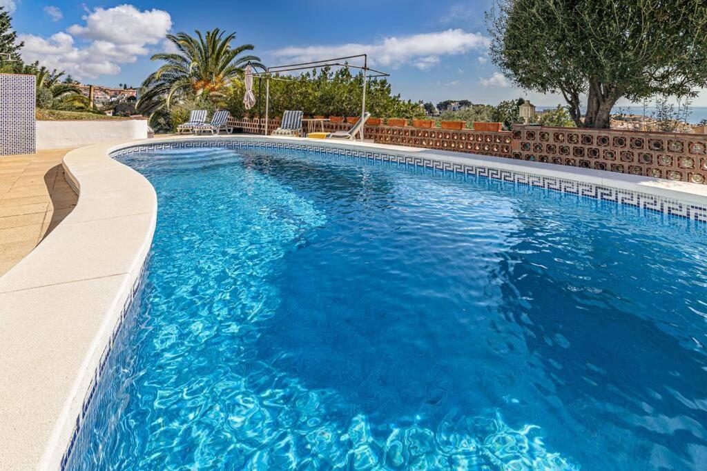 Villa Con Piscina En Fuengirola Exterior photo